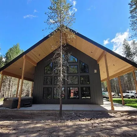Brand New Bills Island Cabin
